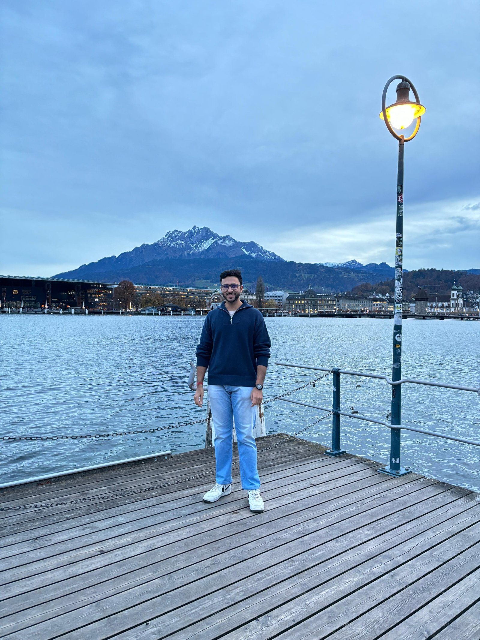 Travel Moment